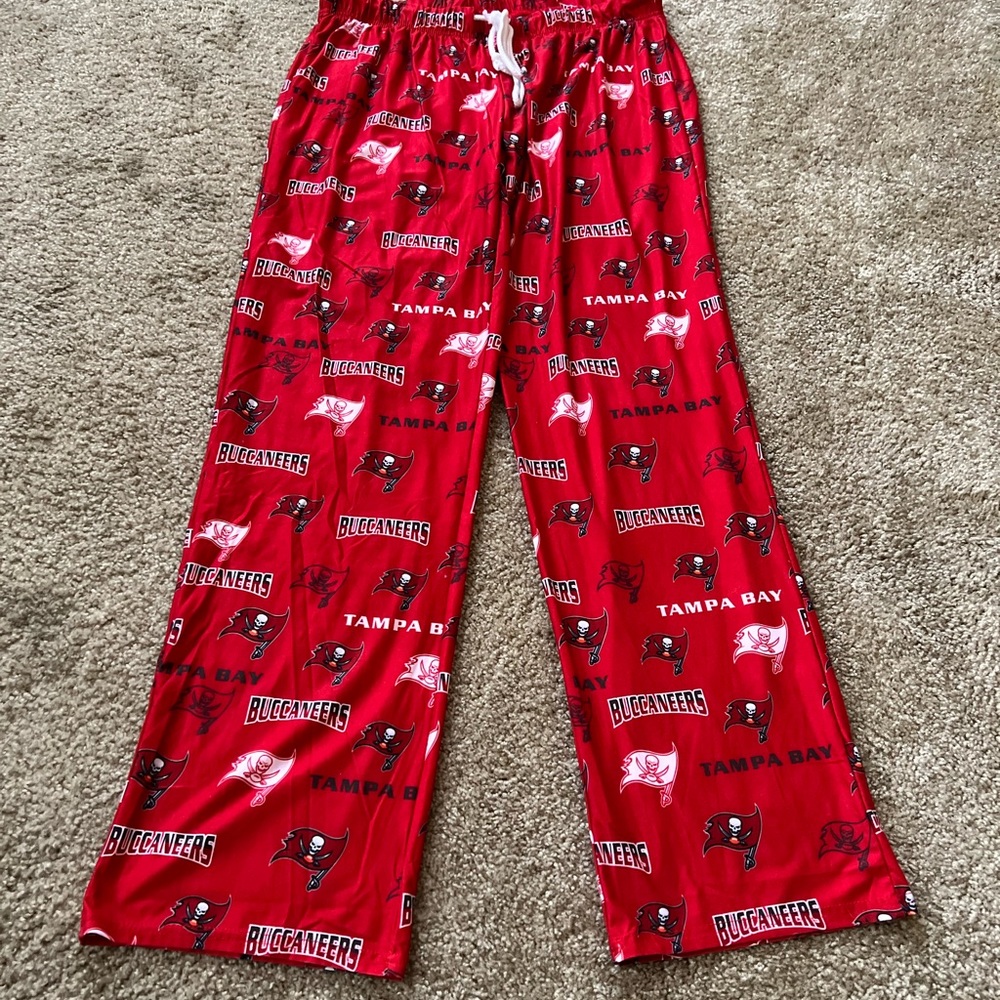 Buccaneers NFL Shop Women’s Breakthrough Knit Pants
